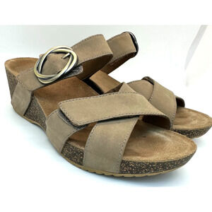Dansko Sandal Womens 37 Taupe Strappy Cork‎ Leather Wedge Comfort Nubuck Susie